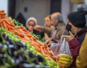 قیمت انواع سبزیجات در میادین و بازارهای میوه و تره بار اعلام شد
