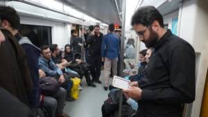 جابه‌جایی بیش از ۱۹ هزار نفر در شب‌های قدر با متروی تهران