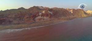 مستند زمین شناسی هرمز، جزیره رنگ ها