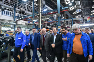 بازدید معاون رئیس جمهور و معاون وزیر صمت از  ایران خودرو دیزل