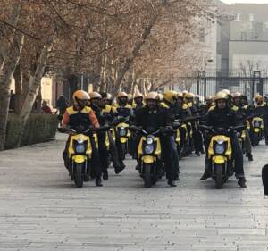 تحویل موتورهای برقی به پستچی‌ها