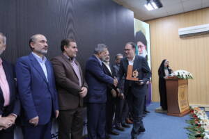 امید نیک نژاد موفق به کسب نشان ملی کارفرمای سلامت محور شد