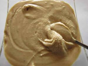 نرخ انواع کره و آجیل چرخکرده در محل اعلام شد