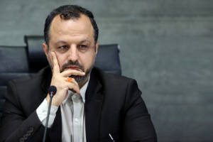 دستور وزیر اقتصاد به سازمان مالیاتی