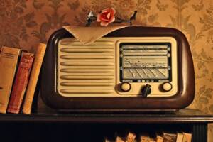 ویژه برنامه های رادیو به مناسبت روز سینما