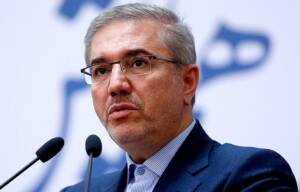 تا آخر مهرماه تمام مطالبات گندم‌کاران را پرداخت می‌کنیم