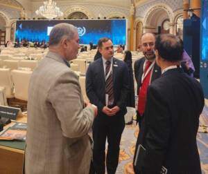 دیدار لیائی با رئیس هیئت نمایندگان پست‌ استرالیا