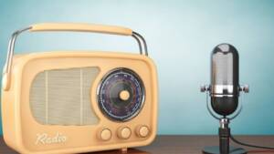 صدای شادی از امواج رادیو