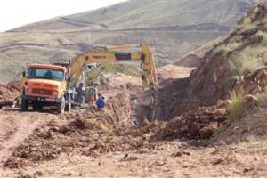 عملیات تعمیرات خط لوله ۱۲ اینچ‌الموت