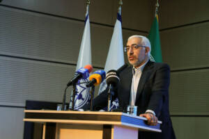 هیچ ابهامی در پرداخت وام‌ وجود نداشته است