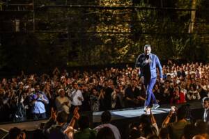 علی دایی: «سیصد» ما و بچه‌هایمان را با تاریخ ایران آشنا می‌کند