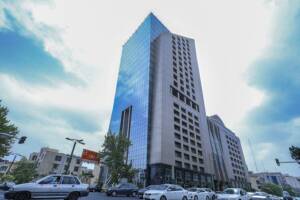 فردا بورس‌ها فعال هستند