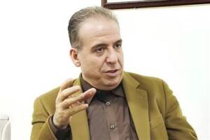 حریری: مقصر دانستن وزرای اقتصادی، نشانه‌ی ساده‌نگری است