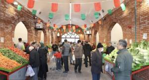 اختلاف ۴۳ درصدی قیمت میوه در میادین و سطح شهر