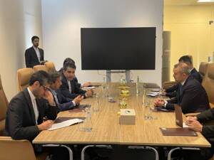 دیدار همتی و کارهان؛ راه‌های همکاری بیشتر