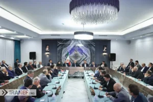 پزشکیان: کارآفرینان، ستون‌های اقتصاد ایران