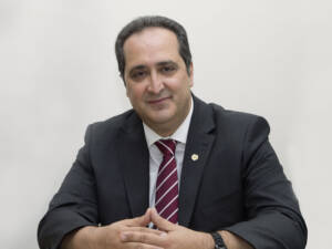 هزینه درمان کودکان سرطانی به میلیاردها می‌رسد