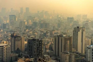 تهران، پایتختی در لبه فروپاشی