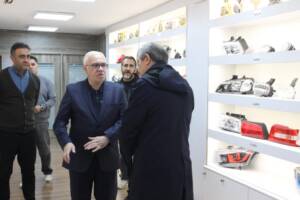 فتح‌الله‌زاده: پژوهش صنعت مدرن، نماد خودباوری ایرانی